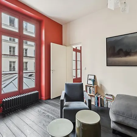 Veeve - The Parisian Loft